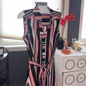 Multi color sleeveless dress with side pockets